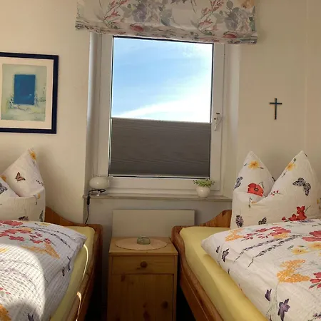 Tief 10 Seerose 203 Apartment Schillig