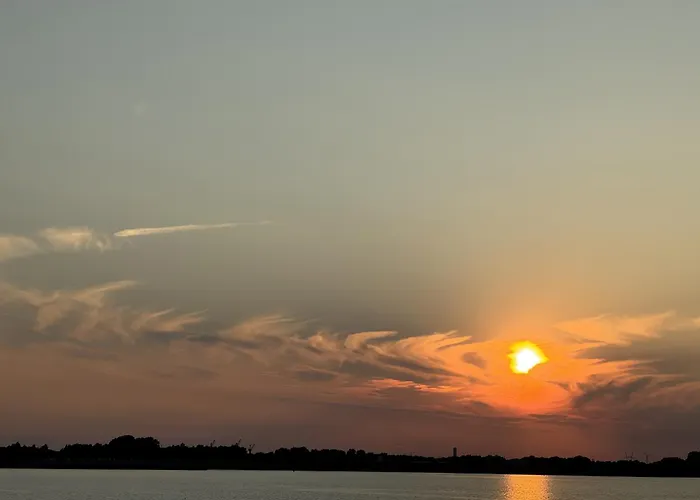 Tief 10 Seerose 203 Daire